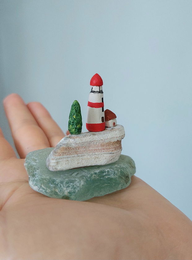 Miniatura Far pe mare