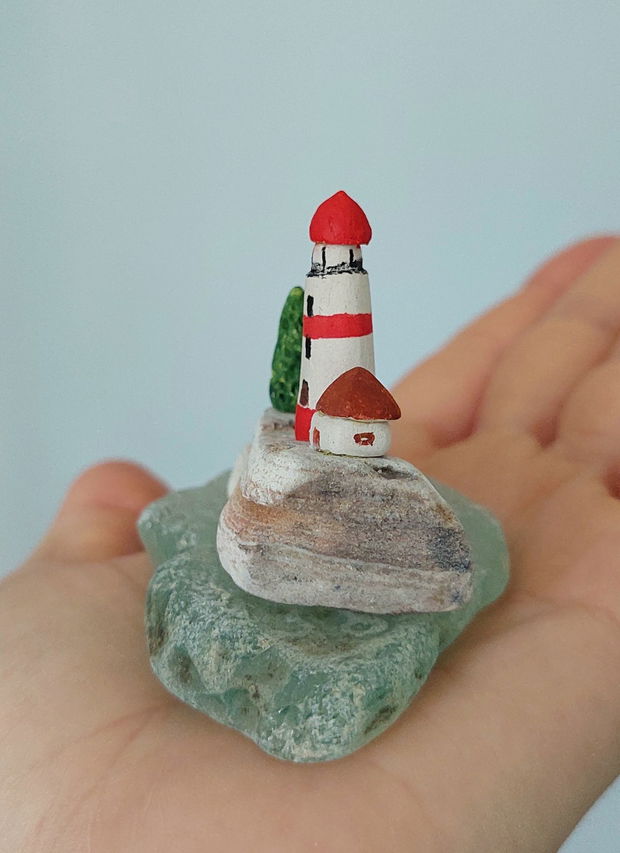 Miniatura Far pe mare
