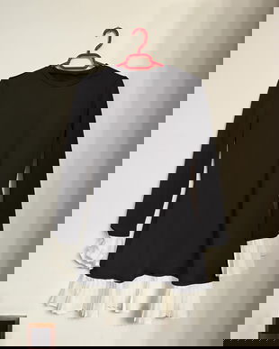 Rochie neagra pliuri