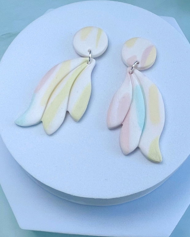 Cercei din lut polimeric PASTEL FEATHERS #C0026