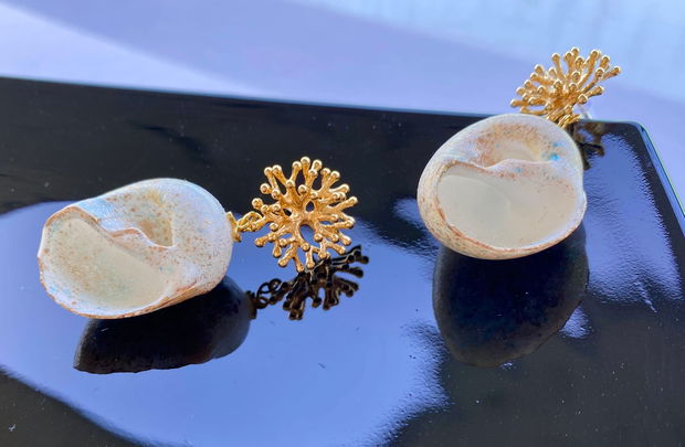 Cercei cu melci de mare naturali