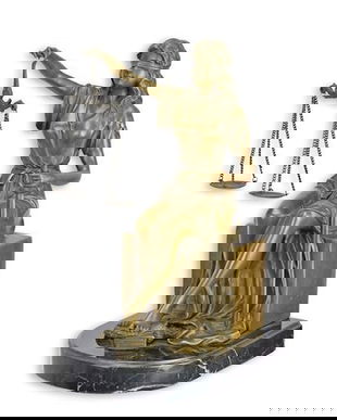 Justitia-opritor carti din bronz cu un soclu din marmura