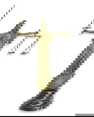 Justitia-statueta din bronz cu un soclu din marmura