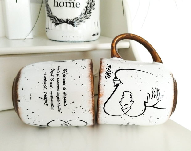 Set de 2 cani decorate manual cu tema cuplu