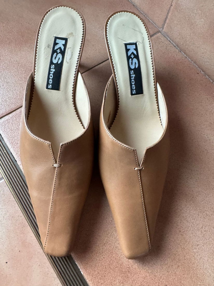 SABOTI PIELE NATURALA K S SHOES MARIME 4 1/2 INTERIOR 23,5 CM