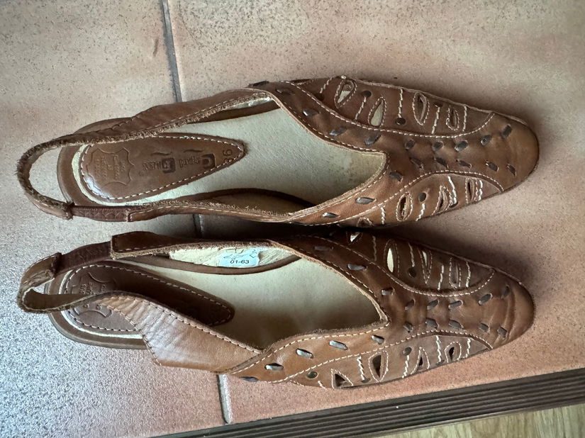SANDALE CAPUL FLEX PIELE NATURALA MARIME 36 ITALIA