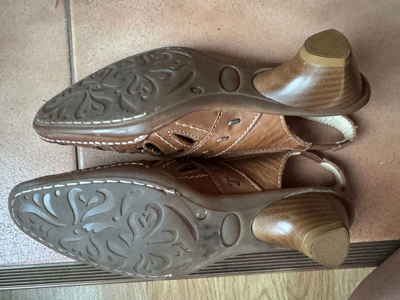 SANDALE CAPUL FLEX PIELE NATURALA MARIME 36 ITALIA