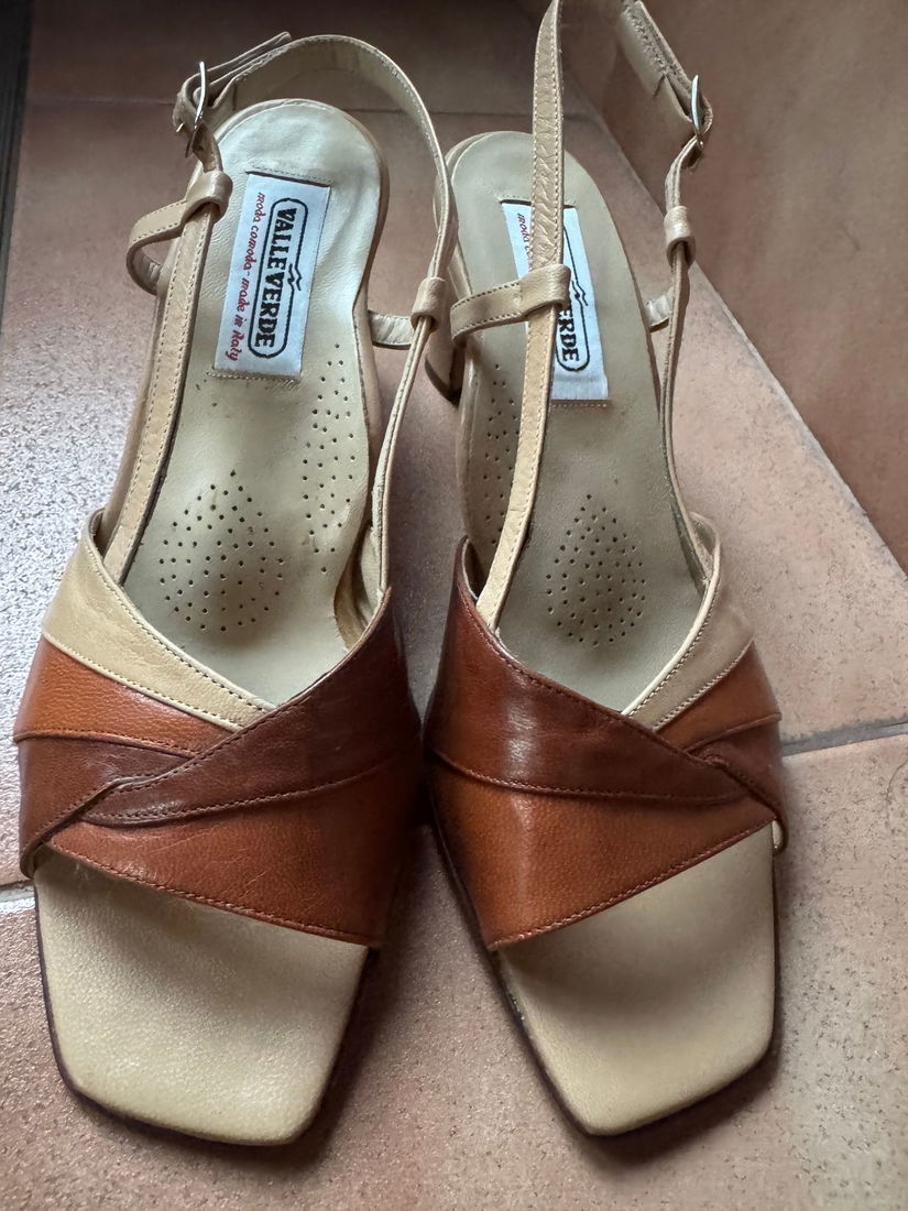 SANDALE VALLEVERDE MODA COMODA PIELE NATURALA MARIME 381/2 MADE IN ITALY