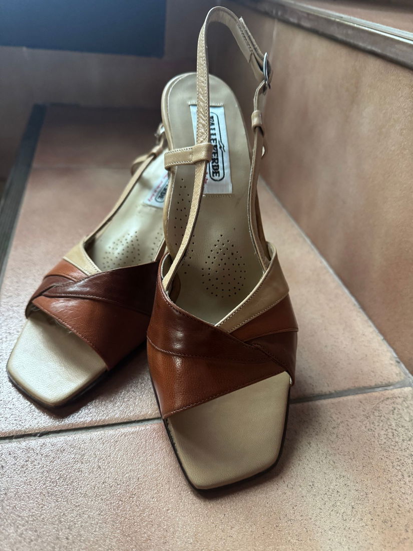 SANDALE VALLEVERDE MODA COMODA PIELE NATURALA MARIME 381/2 MADE IN ITALY