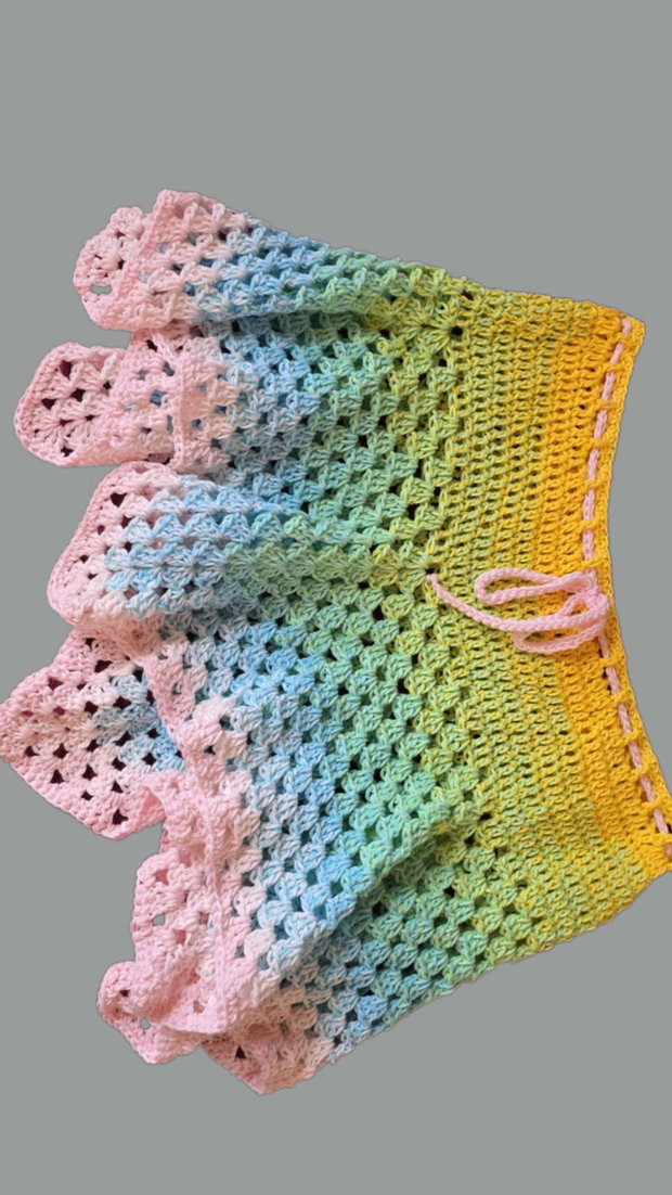 Fusta scurta colorata crosetata manual