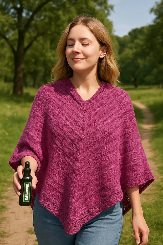 Poncho capa cu lana tricotat manual roz pink