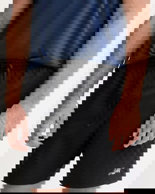 New Balance pantaloni scurți de antrenament culoarea negru, MS41232BK