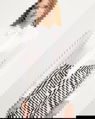 Joop! cămașă culoarea alb, cu un decolteu legat, relaxed, 30047570