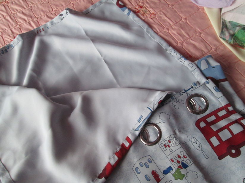 draperie  cu  masinute