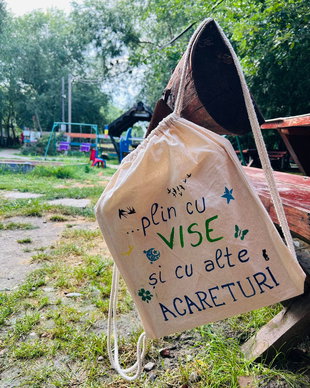 Rucsac pictat manual  Rucsacul cu vise și alte acareturi