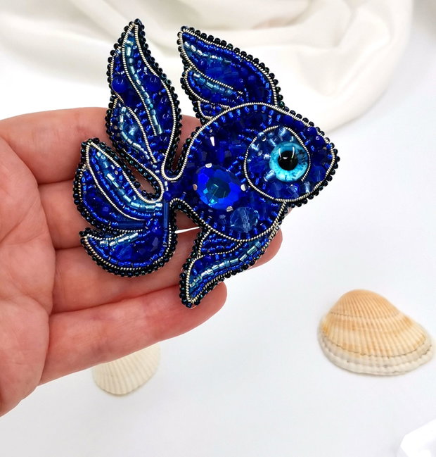 Rezervat Broșă  Goldy the Blue Fish