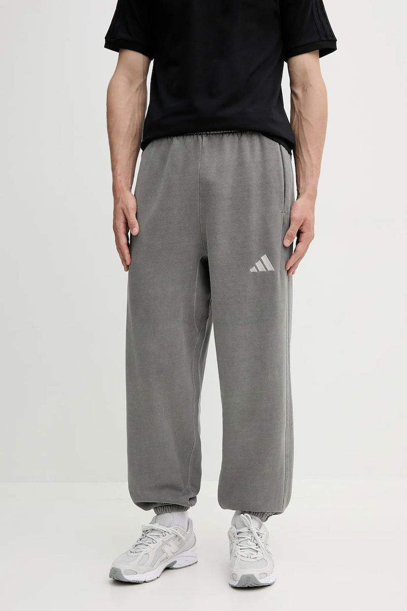 adidas pantaloni de trening ALL SZN culoarea gri, cu imprimeu, JL6534