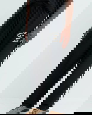 adidas Originals pantaloni de trening OG Dept Tp culoarea negru, cu imprimeu, KD6253