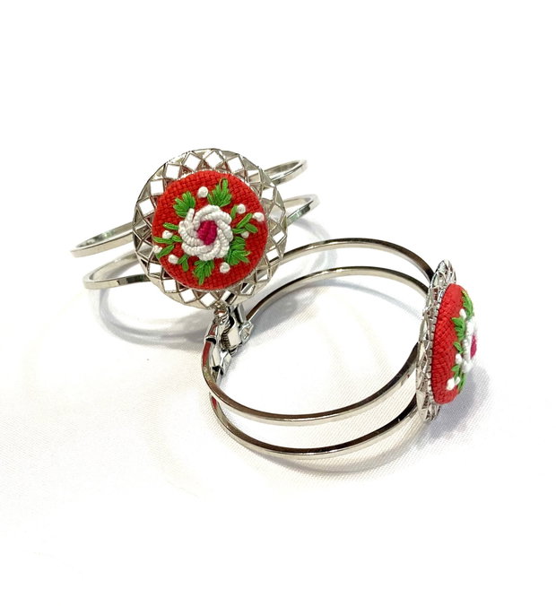 Bratara Bangle cu broderie manuală