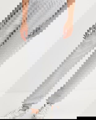 The North Face pantaloni de trening Essential Relaxed culoarea gri, melanj, NF0A8C1GDYX1