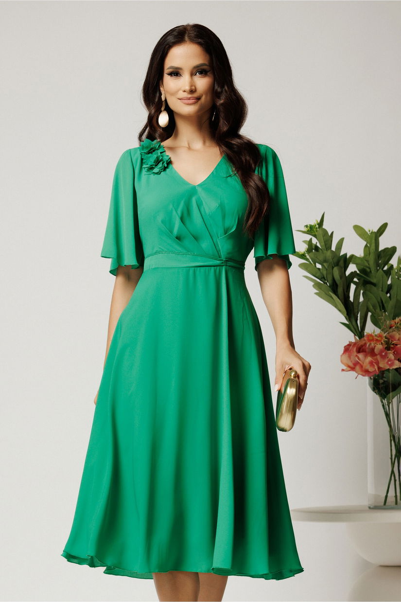 Rochie midi verde din voal in clos cu flori la decolteu- Viada