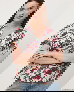 Medicine bluză din amestec de in culoarea bej, cu imprimeu