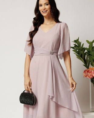 Rochie midi roz din voal in clos cu glitter si accesoriu in talie