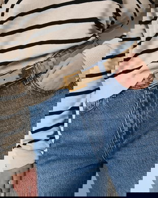 Medicine curea culoarea bej