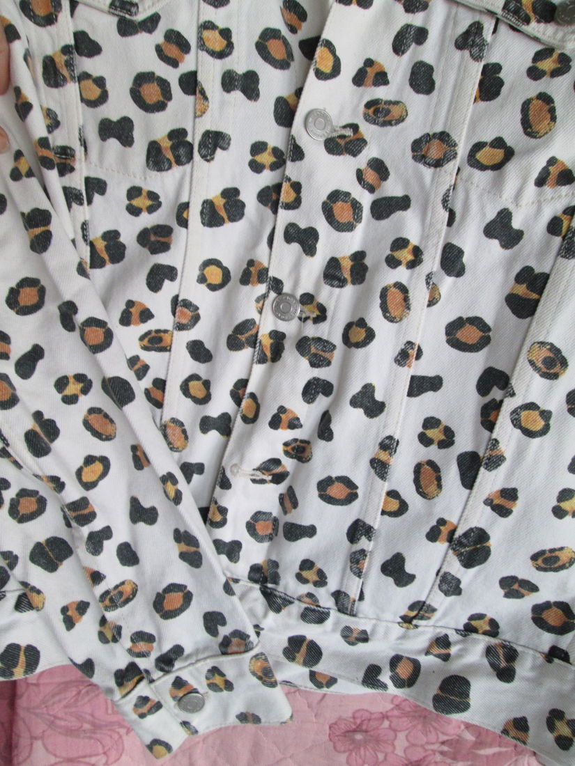 geaca jeans animal print Weekday M/L