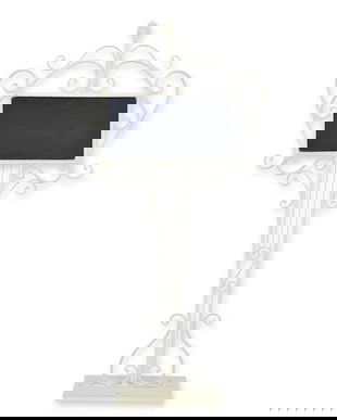 Tabla de scris pe un suport antik white