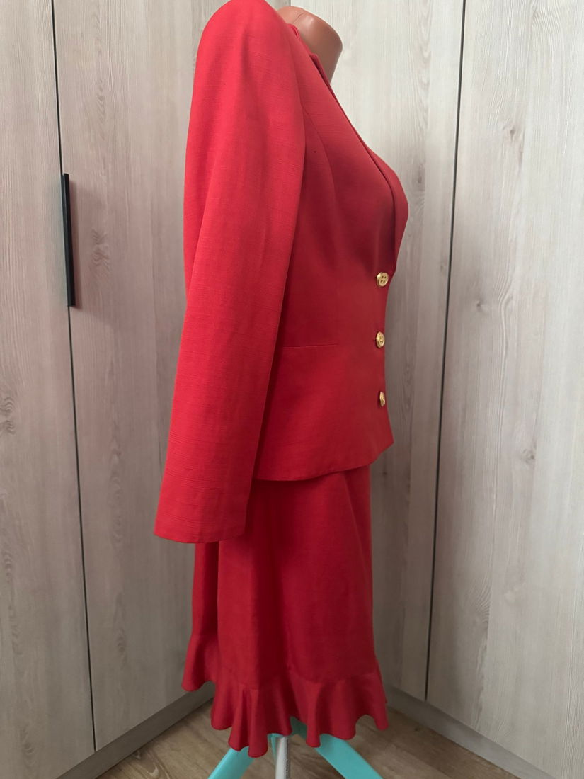 VALENTINO ORIGINAL COSTUM COMBINATIE VASCOZA SI IN MARIME 46 IT,12 GB
