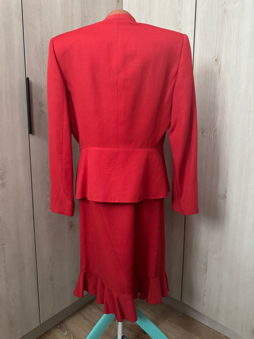 VALENTINO ORIGINAL COSTUM COMBINATIE VASCOZA SI IN MARIME 46 IT,12 GB