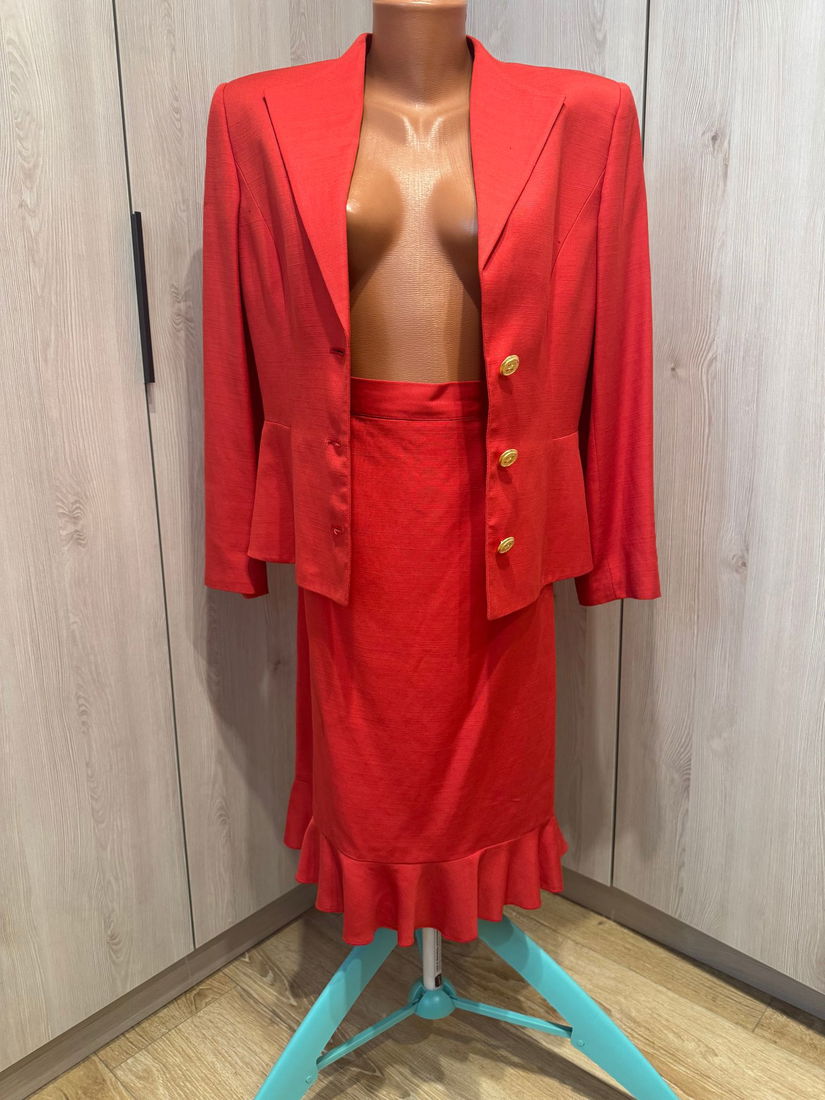 VALENTINO ORIGINAL COSTUM COMBINATIE VASCOZA SI IN MARIME 46 IT,12 GB
