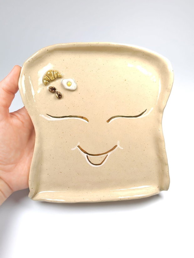 Farfurioara Happy Toast