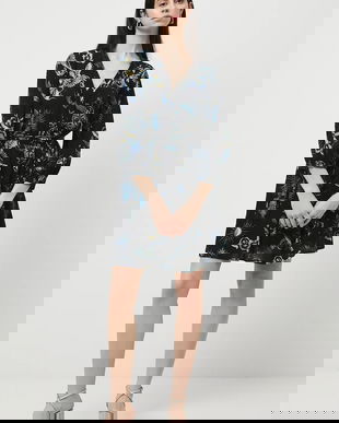 Medicine rochie culoarea negru, mini, evazati