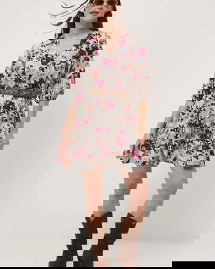 Medicine rochie culoarea bej, mini, evazati