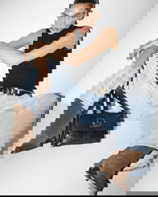 Medicine poseta culoarea negru