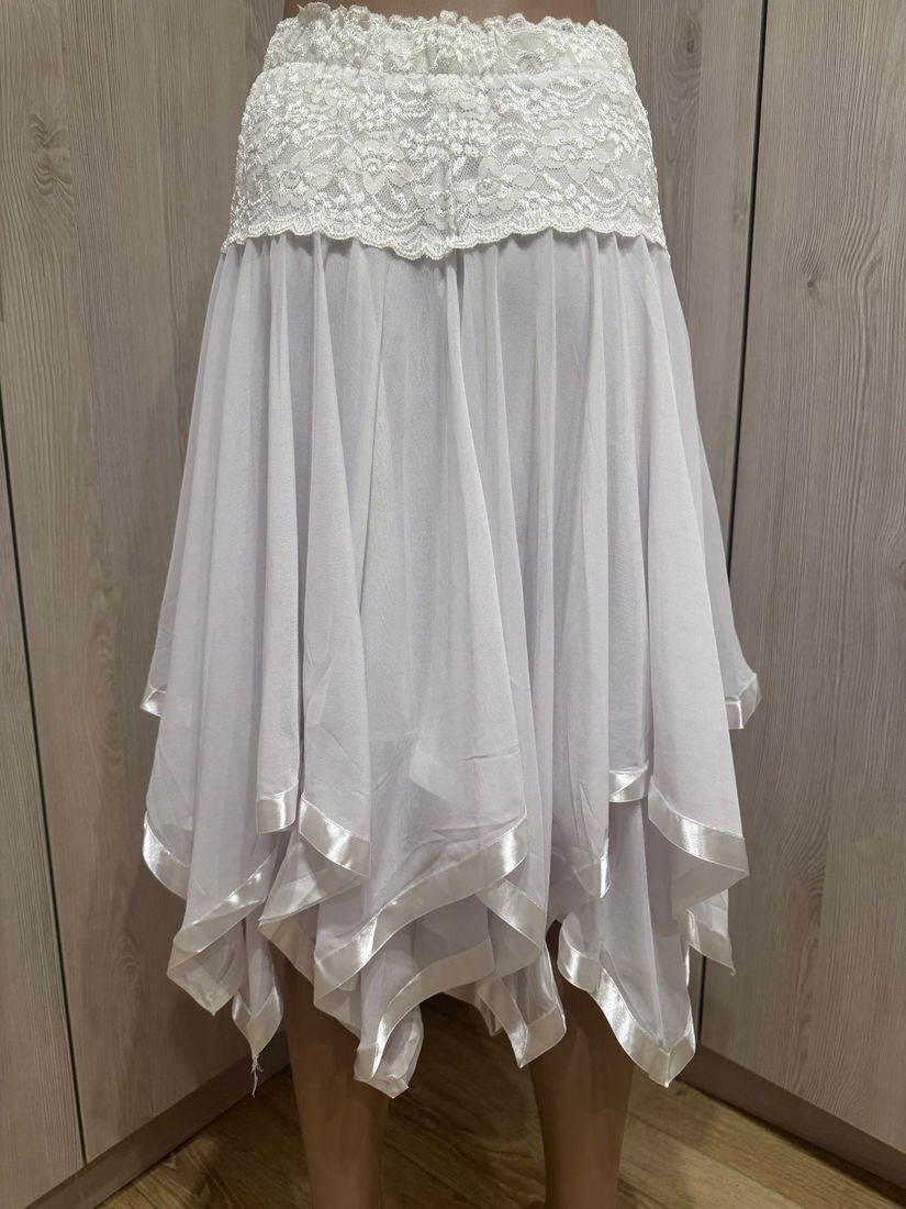 JUPON ELEGANT SI RAFINAT CU  DANTELA MARGINI MATASE S/M