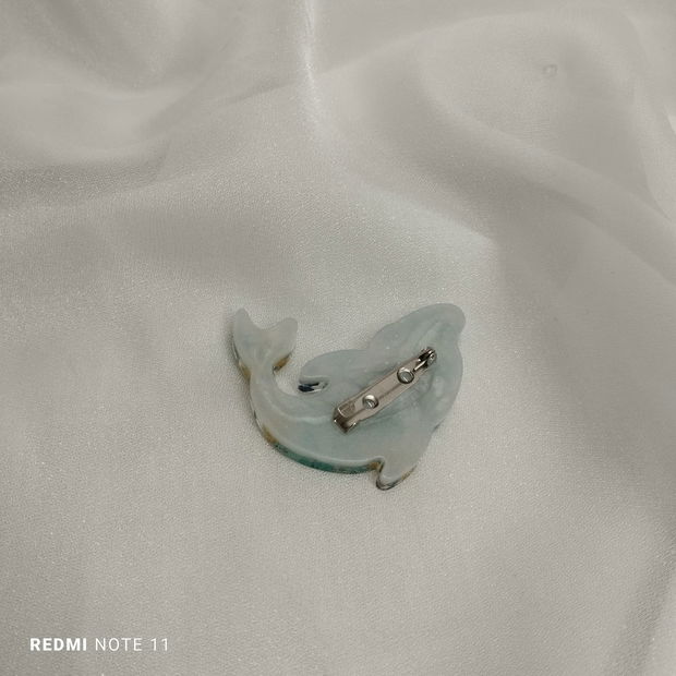 Broșă handmade unicat - din rasina 00697