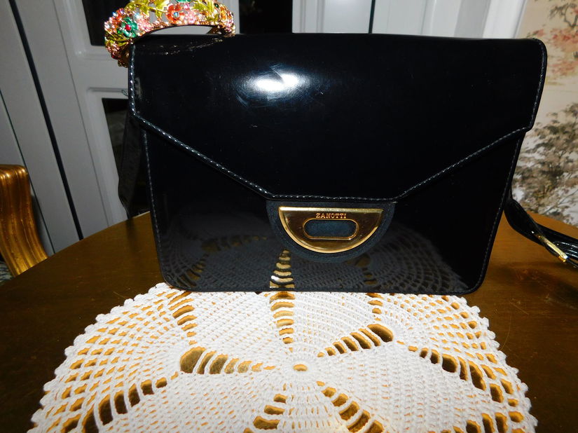 Giuseppe Zanotti ,  geanta vintage piele  lac ,  cadou bratara masiva  noua