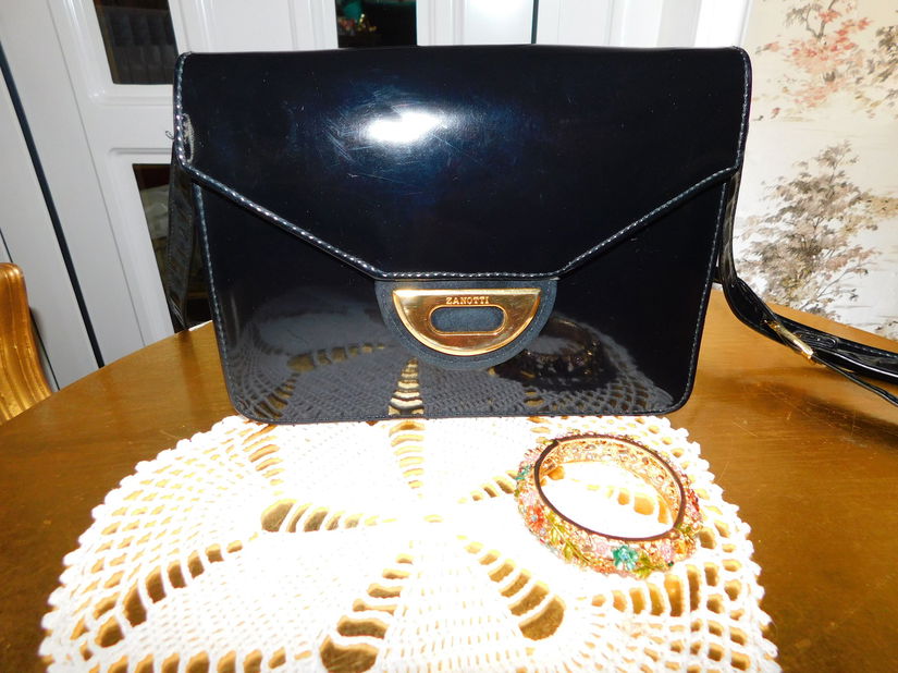 Giuseppe Zanotti ,  geanta vintage piele  lac ,  cadou bratara masiva  noua