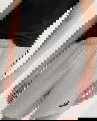 adidas Performance pantaloni scurți de antrenament Designed for Training culoarea gri, KB6966