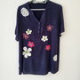 Bluza cu floricele impaslite