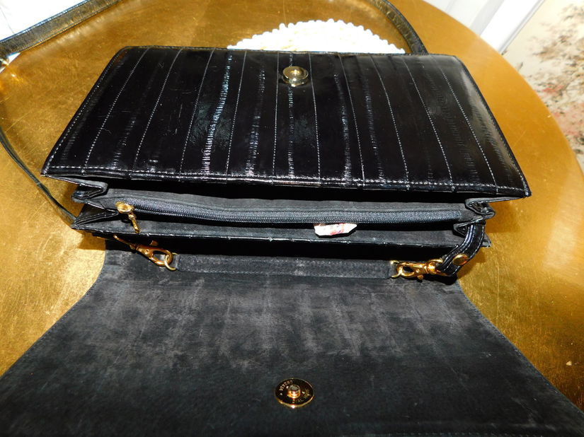 Poseta plic / umar/ vintage  piele cu  piele exotica , colier nou  perle cultura cadou