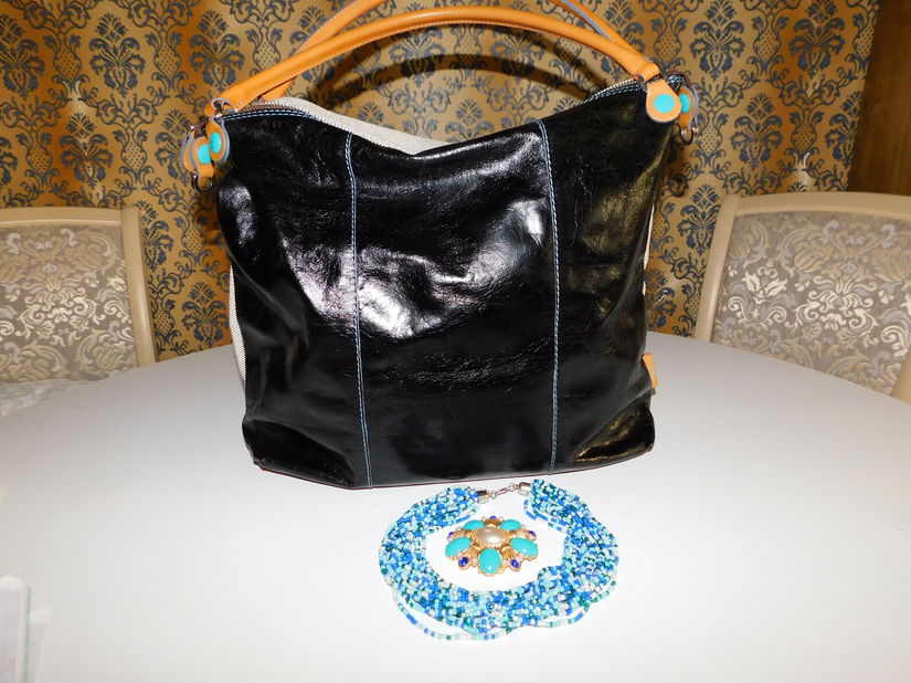 Geanta designer GABS Firenze, superba ,  cadou brosa si colier asortate