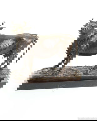 Vaca-statueta din bronz masiv cu un soclu din marmura