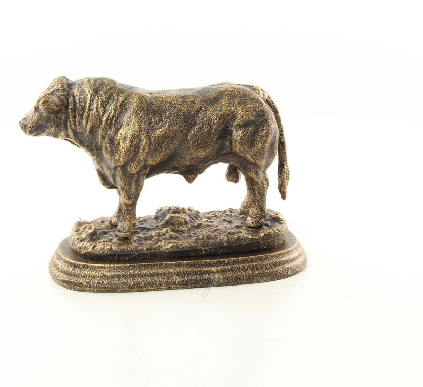 Taur-statueta din fonta