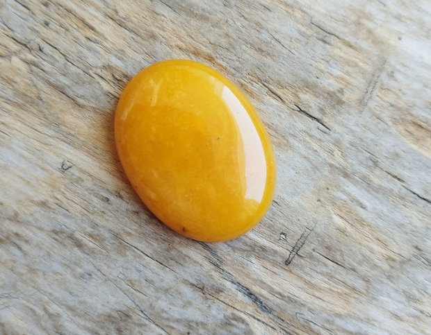 Cabochon jad galben, 40x30 mm REZERVAT
