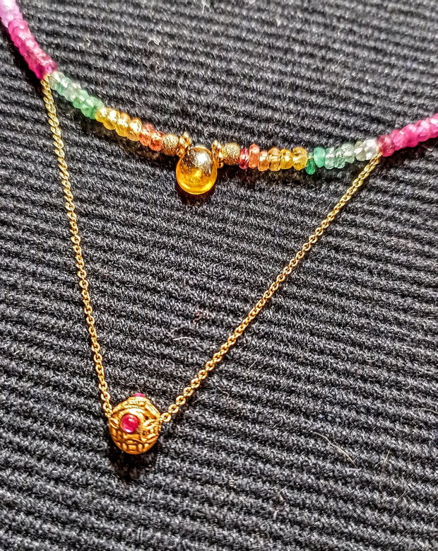 Colier vermeil safir galben albastru rubin smarald ombre gradient degrade charm vermeil rubin lant argint placat cu aur minimalist boho chic trendy - Transport gratuit