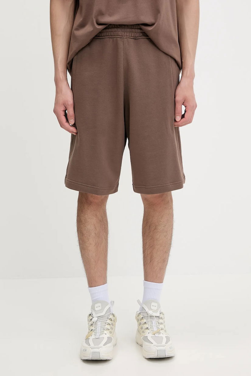 adidas Originals pantaloni scurți din bumbac Ess Nc Oc Tee culoarea maro, KE6583